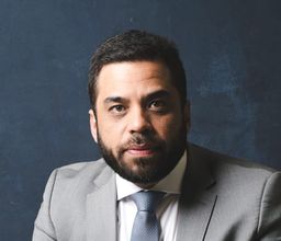 Dr. Marcos Calado