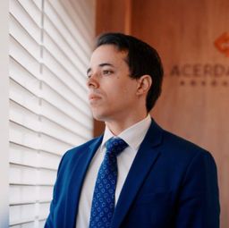 Dr. Wallace Martins