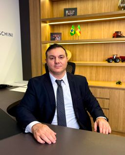 Dr. Tobias Moresco Todeschini