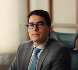 Dr. Artur Siqueira