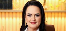 Dra. Thais Soares