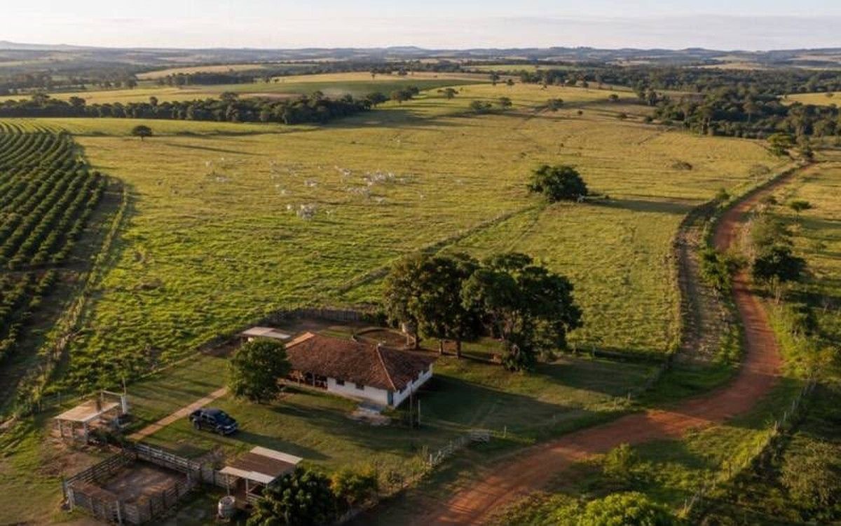 A inadequação da parceria rural na administração de imóveis agrários em inventário </p><p>