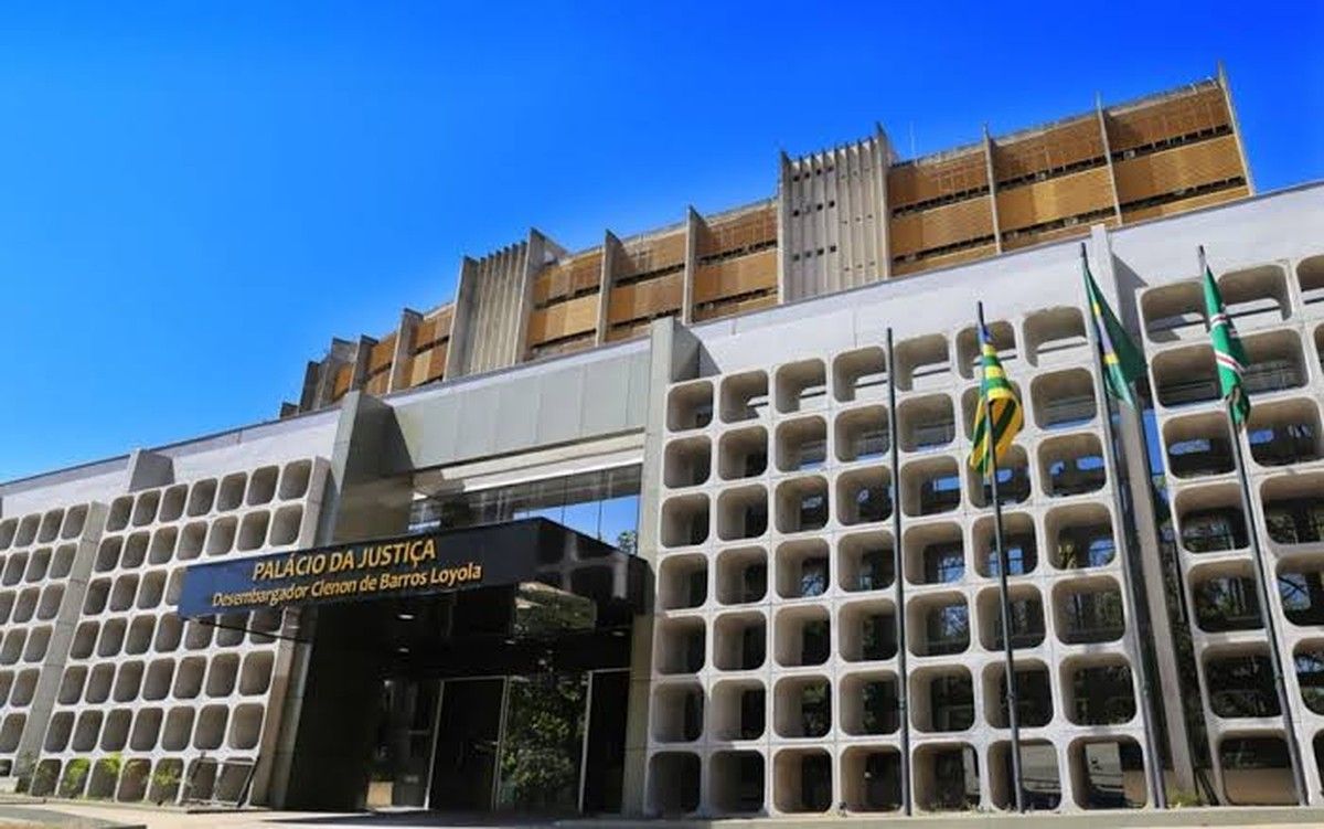 TJGO suspende busca e apreensão de maquinário agrícola de produtor em recuperação judicial